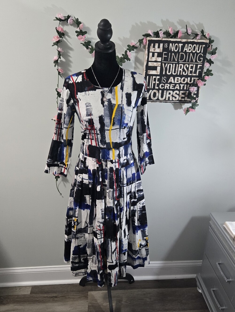 Samantha Sung Abstract Paint Splatter Midi Dress Size 6 Cotton Spandex Pleated